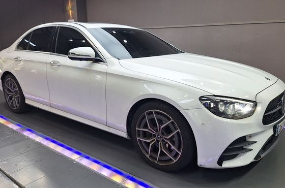 Mercedes-Benz E-Class E220d 4MATIC AMG Line — пробег 94 467 км — фото 3 из 5
