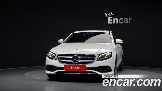 Mercedes-Benz E-Class E300 4MATIC Avnatgarde — пробег 99 445 км — фото 3 из 5