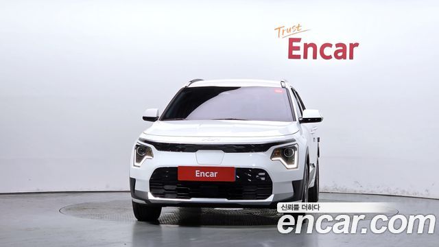 Kia Niro Air — пробег 2 152 км — фото 3 из 5
