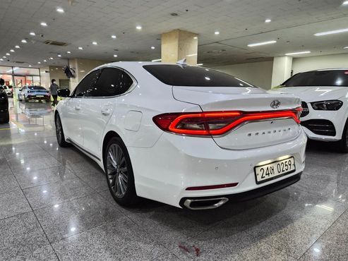 Hyundai Grandeur 3.0 Premium — пробег 62 611 км — фото 3 из 5