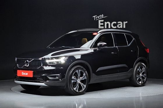 Volvo XC40 B4 Inscription — пробег 40 993 км — фото 1 из 5