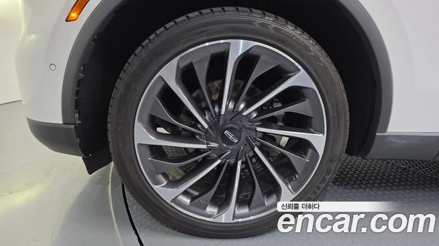 Lincoln Aviator 3.0 Reserve  AWD — пробег 60 053 км — фото 5 из 5