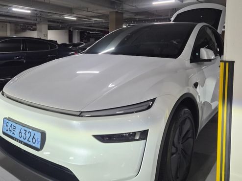 Tesla Model Y RWD — пробег 500 км — фото 3 из 5