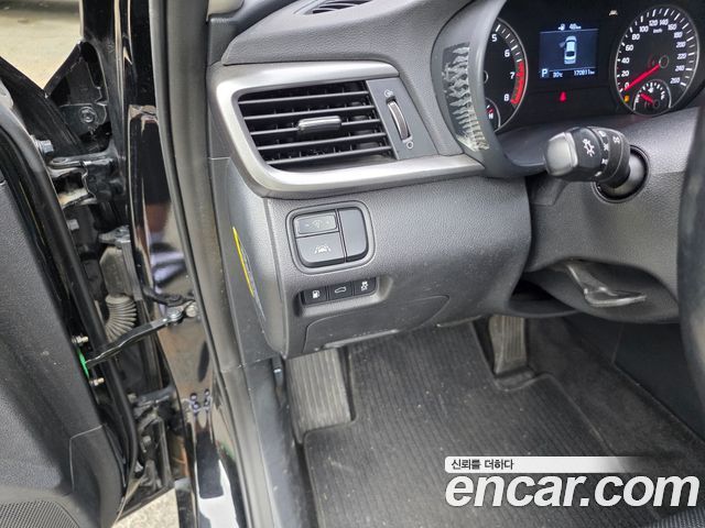 Kia K5 2.0 Prestige — пробег 170 000 км — фото 3 из 5