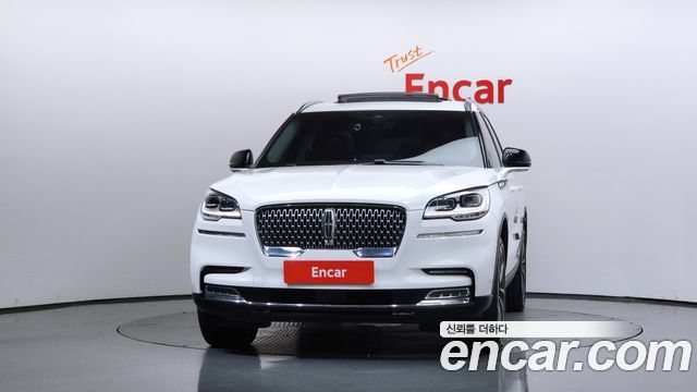 Lincoln Aviator 3.0 Reserve  AWD — пробег 105 921 км — фото 3 из 5