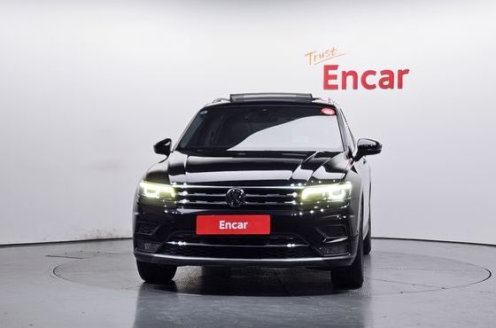 Volkswagen Tiguan 2.0 TDI Prestige — пробег 69 189 км — фото 3 из 5