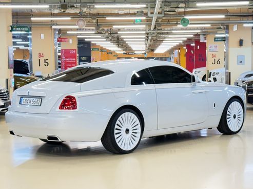 Rolls-Royce Wraith 6.6 — пробег 32 062 км — фото 2 из 5