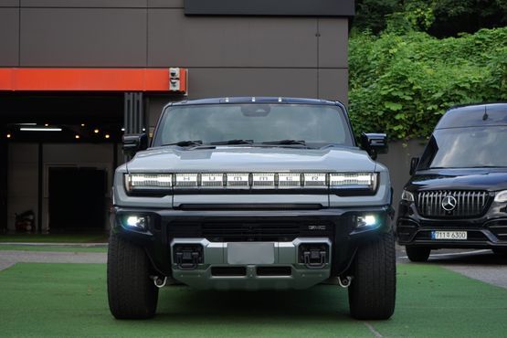 GMC Hummer EV e4WD — пробег 45 км — фото 3 из 5