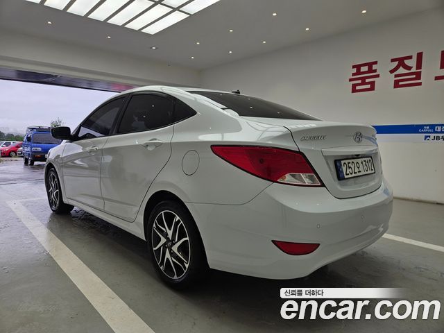Hyundai Accent из Кореи Encar