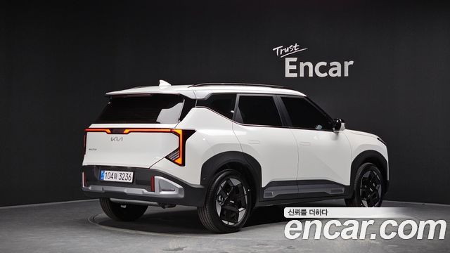 Kia Seltos из Кореи Encar