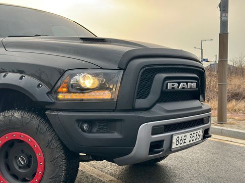 Dodge Ram Pick Up 5.7 — пробег 61 000 км — фото 5 из 5