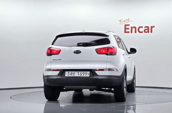 Kia Sportage Diesel 2WD Trendy — пробег 130 005 км — фото 4 из 5