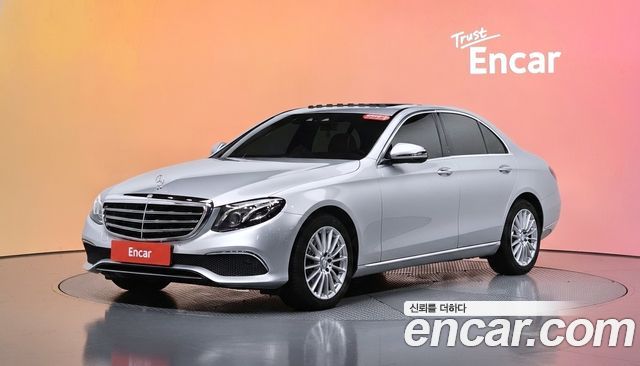 Mercedes-Benz E-Class E220d Exclusive — пробег 157 474 км — фото 1 из 5