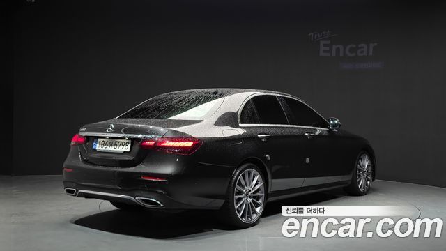 Mercedes-Benz E-Class из Кореи Encar
