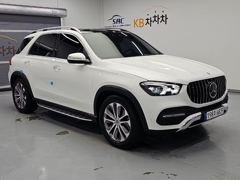 Mercedes-Benz GLE-Class GLE300d 4MATIC — пробег 45 248 км — фото 4 из 5