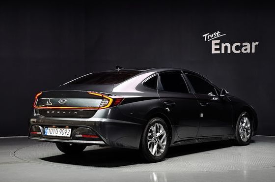 Hyundai Sonata 2.0 Premium — пробег 83 827 км — фото 2 из 5