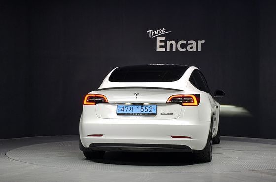 Tesla Model 3 Long Range AWD — пробег 64 605 км — фото 4 из 5