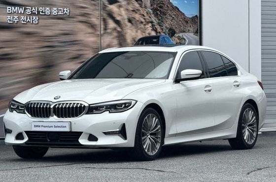 BMW 3-Series 320i Luxury — пробег 41 000 км — фото 1 из 5