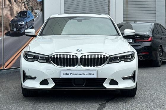 BMW 3-Series 320i Luxury — пробег 41 000 км — фото 3 из 5