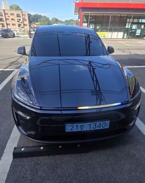 Tesla Model Y Premium RWD — пробег 24 000 км — фото 2 из 5