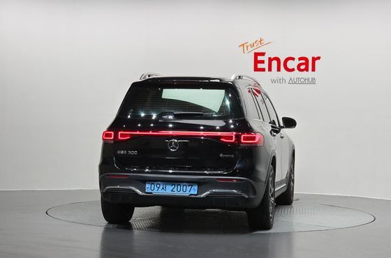 Mercedes-Benz EQB EQB300 4MATIC AMG Line — пробег 53 722 км — фото 4 из 5