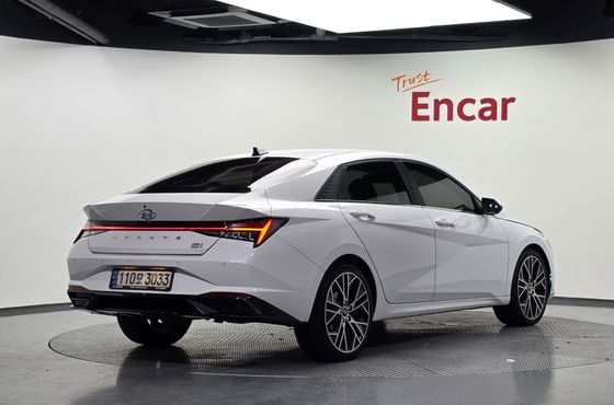Hyundai AVANTE 1.6 Inspiration — пробег 28 819 км — фото 2 из 5