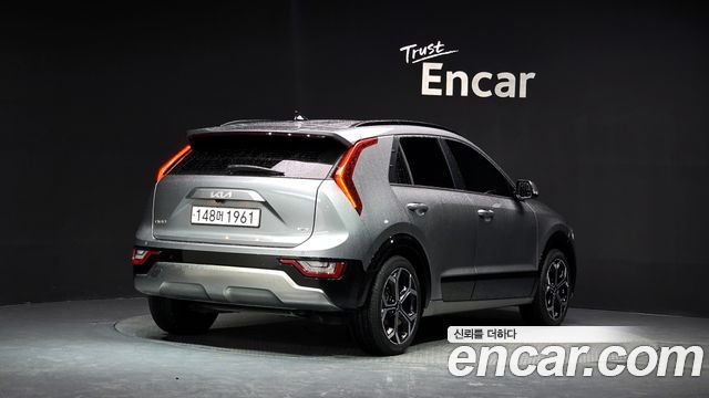 Kia Niro Trendy — пробег 115 449 км — фото 2 из 5