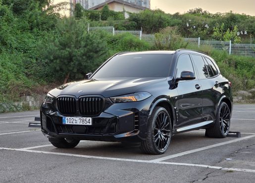 BMW X5 xDrive 40i M Sport Pro Special Edition — пробег 6 180 км — фото 1 из 5