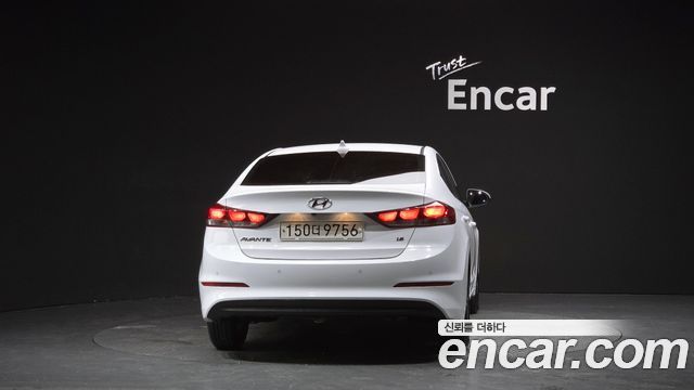Hyundai AVANTE из Кореи Encar