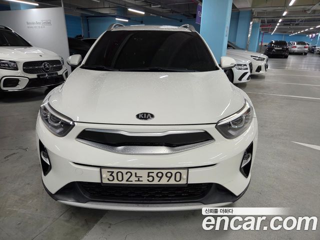Kia Stonic Diesel 1.6 Trendy — пробег 130 400 км — фото 3 из 5
