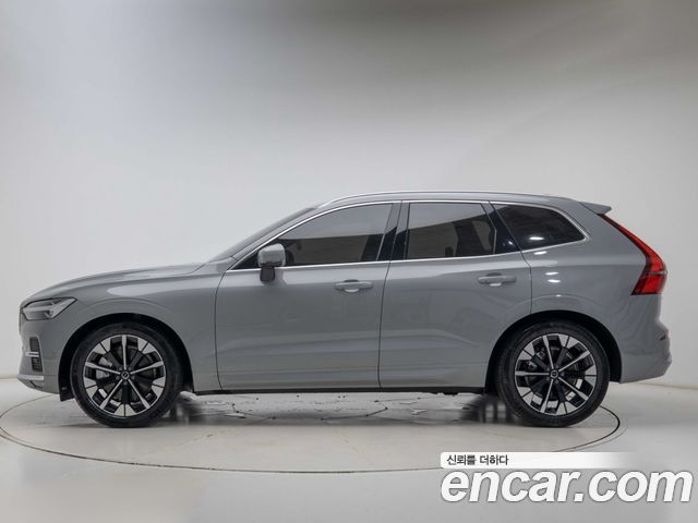 Volvo XC60 B5 Ultra Bright Air Sus — пробег 5 230 км — фото 3 из 5