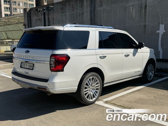 Ford Expedition Platinum 4WD 7Seater — пробег 37 970 км — фото 2 из 5