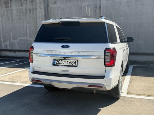 Ford Expedition Platinum 4WD 7Seater — пробег 37 970 км — фото 4 из 5