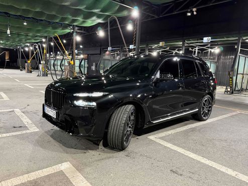 BMW X7 xDrive 40d M Sport 6STR — пробег 5 600 км — фото 5 из 5