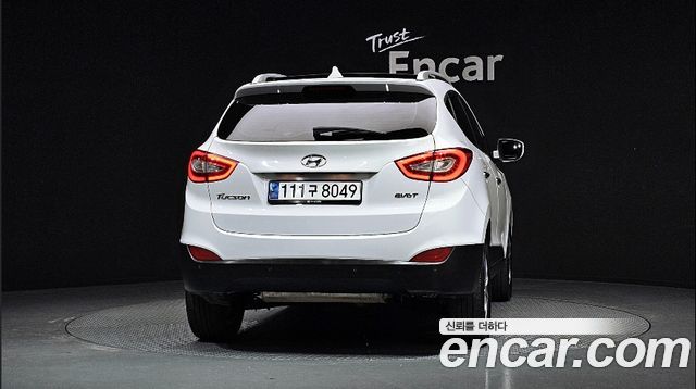Hyundai Tucson Diesel(e-VGT) 2WD Premium — пробег 189 000 км — фото 4 из 5