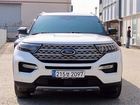 Ford Explorer 2.3 LimIted 4WD — пробег 34 328 км — фото 3 из 5