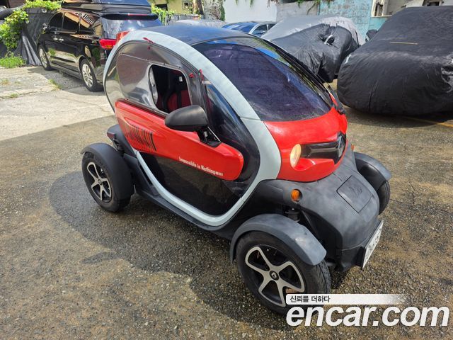 Renault (Samsung) Twizy Intens(2-seater) — пробег 27 618 км — фото 5 из 5