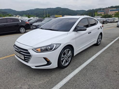 Hyundai AVANTE 1.6 GDI Value Plus — пробег 139 635 км — фото 1 из 5