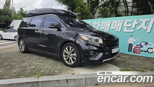 Kia Carnival из Кореи Encar