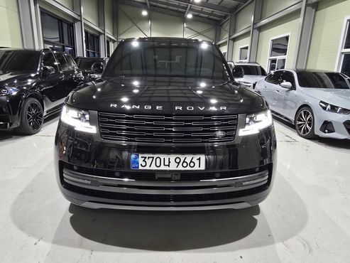 Land Rover Range Rover D350 Autobiography Long Wheel Base — пробег 6 985 км — фото 3 из 5