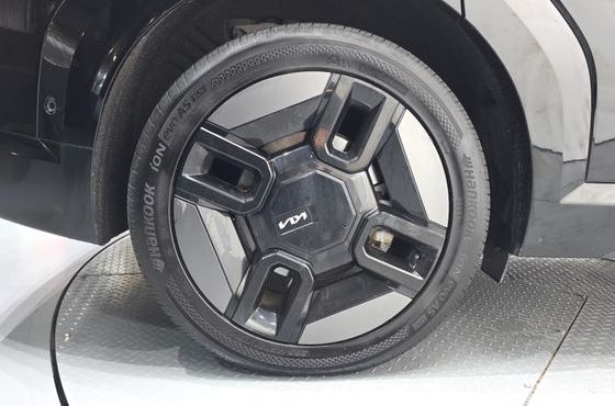 Kia EV9 Long Range 4WD GT Line — пробег 92 624 км — фото 5 из 5