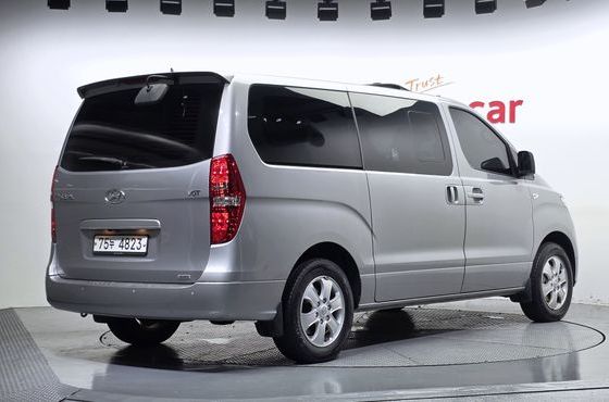 Hyundai Starex 4WD Wagon 11-Seater Modern — пробег 95 420 км — фото 2 из 5