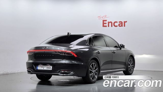Hyundai Grandeur из Кореи Encar
