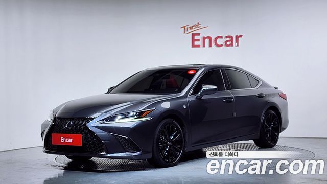 Lexus ES F-Sport — пробег 58 536 км — фото 1 из 5