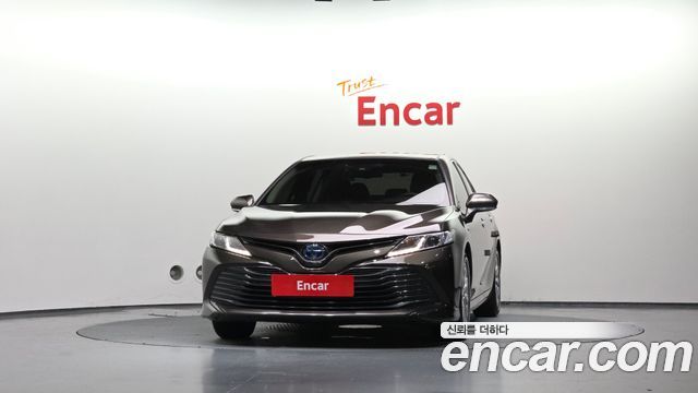 Toyota Camry 2.5 LE Hybrid — пробег 152 653 км — фото 3 из 5