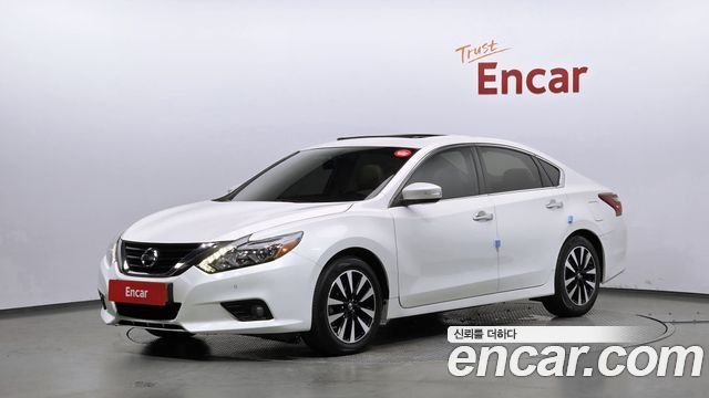 Nissan Altima из Кореи Encar