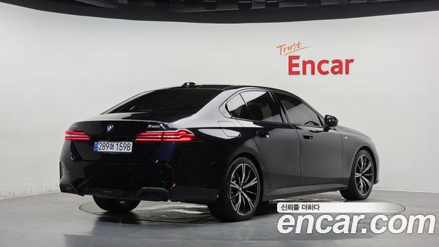 BMW 5-Series 530i xDrive M Sport — пробег 50 177 км — фото 2 из 5