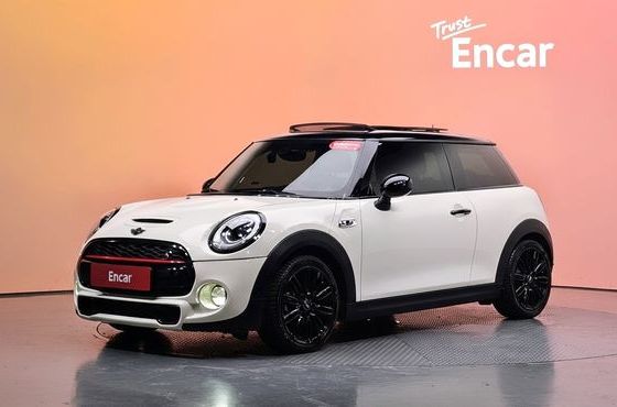 Mini Cooper Standard Third Generation — пробег 77 952 км — фото 1 из 5
