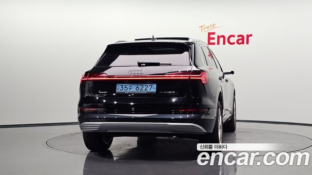 Audi e-tron из Кореи Encar