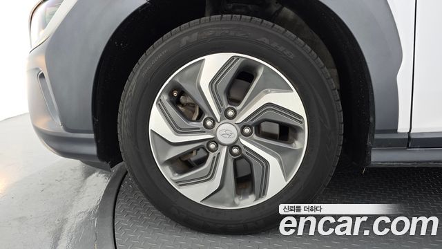 Hyundai Kona из Кореи Encar